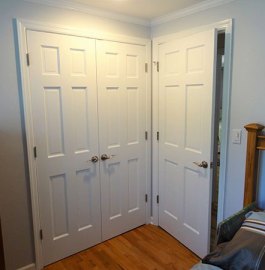 Bedroom-Interior-Door-and-Closet-Doors